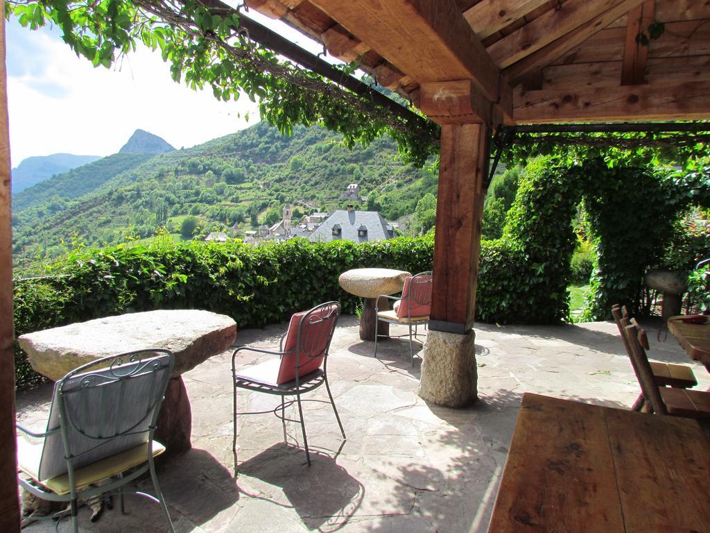 Casa Rural Fontamil Gistain Bagian luar foto